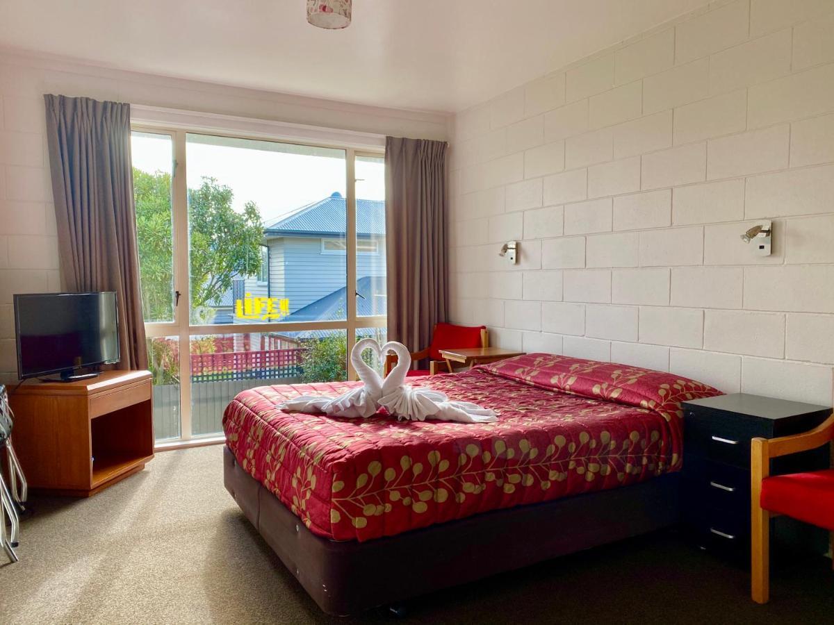 At The Right Place Christchurch Bagian luar foto